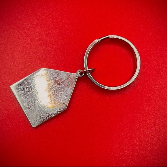 925 Silver Key Chain with an Old fashioned Key - Picture 2 of 4